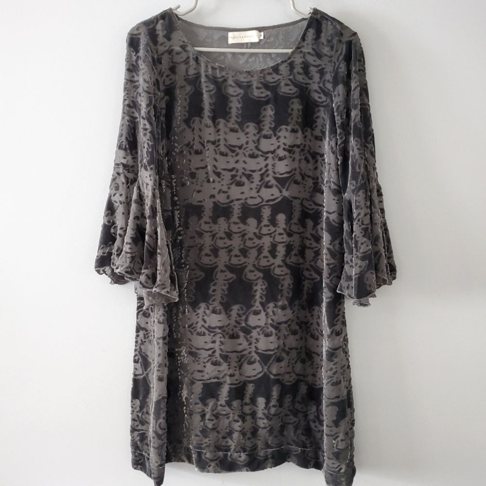 4 Love And Liberty Johnny Was Grey Velvet Burnout Ruffled Sleeve Tunic Dress